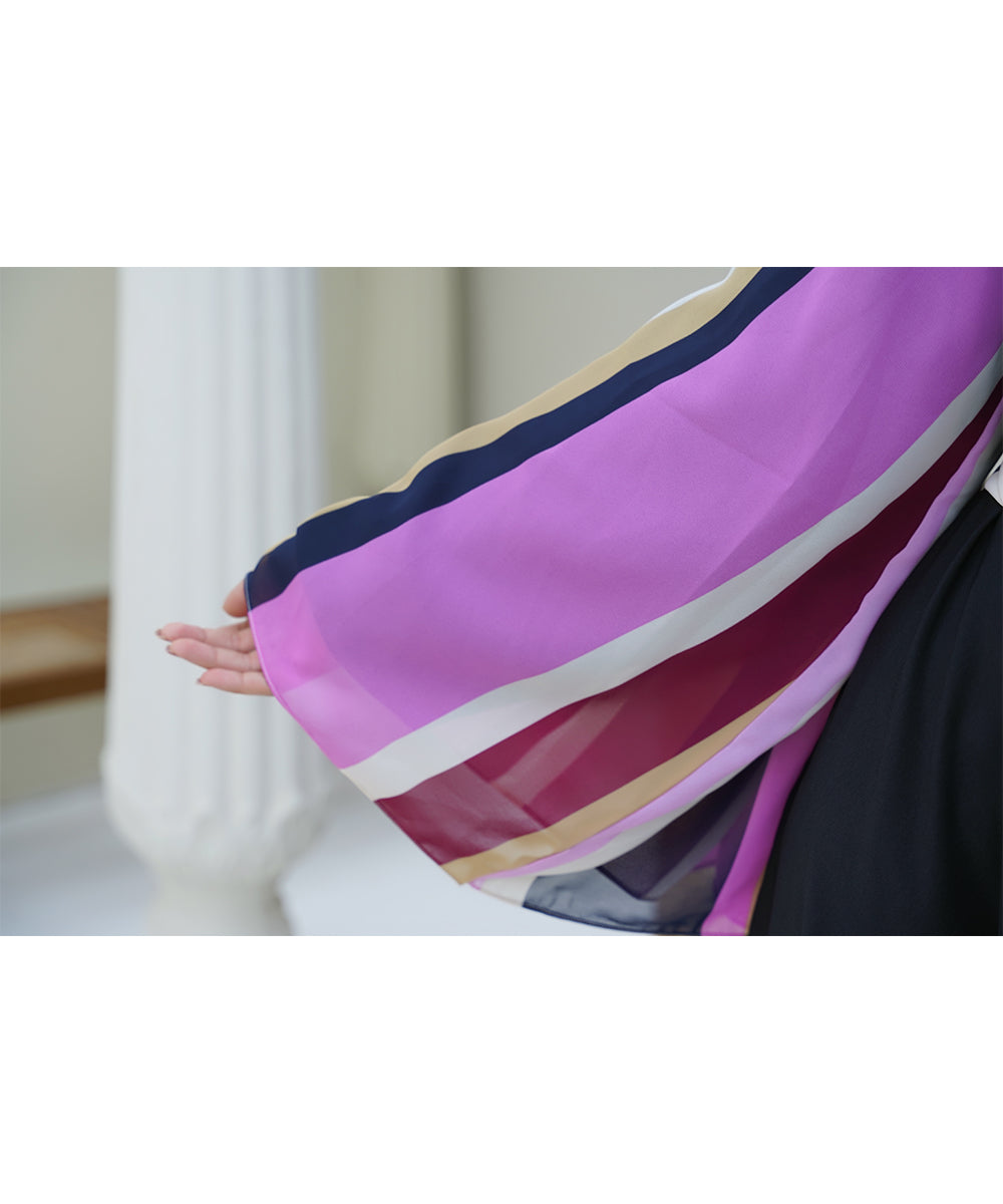 Flowy Elegant Cut Moderate Abaya Black With Hijab