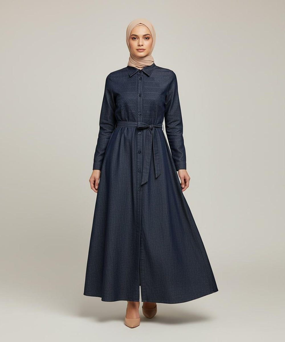 Jeans Stuff Front Button-Down Abaya with a Timeless Design
