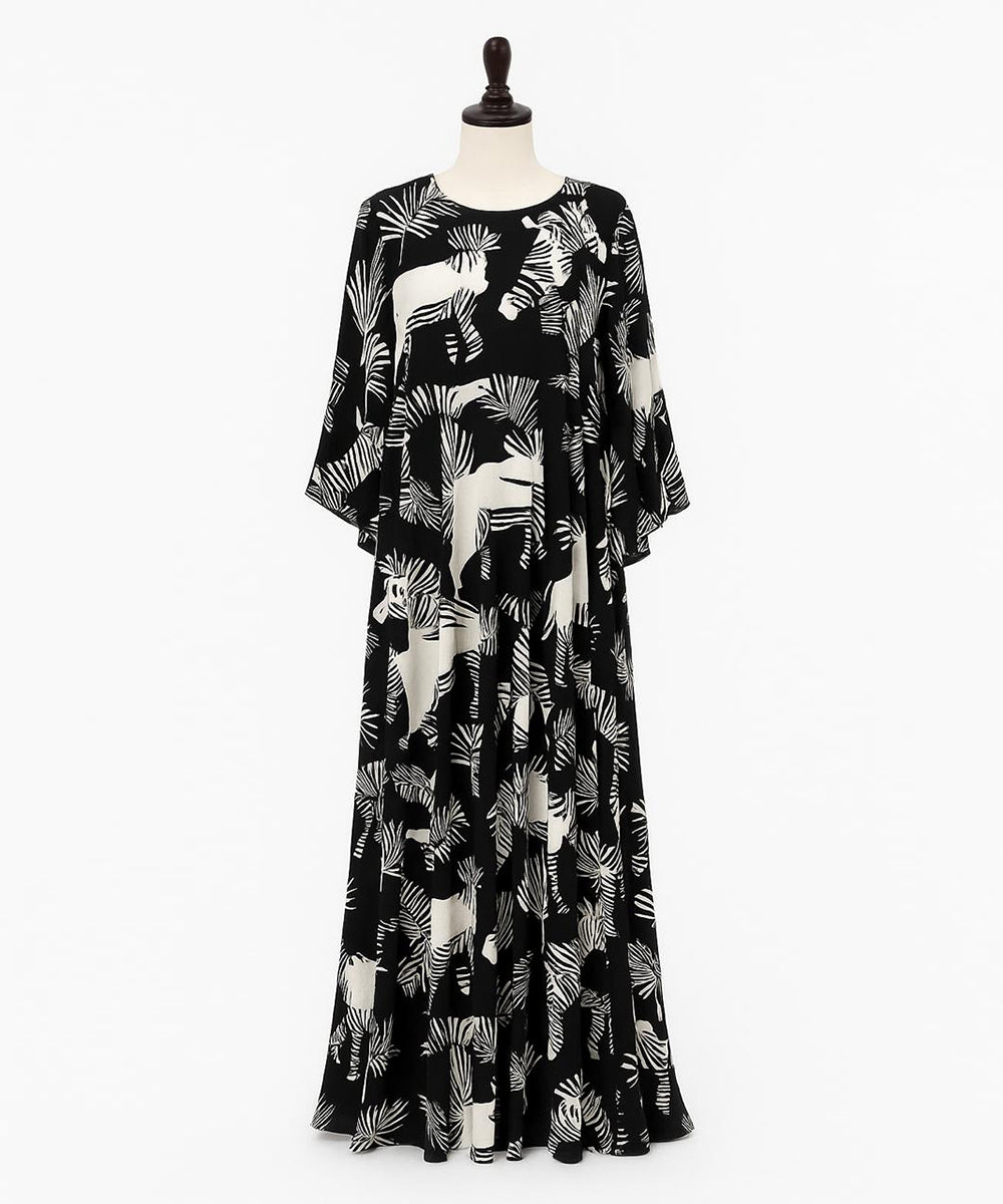 Leafy Print Abaya (V Shoulder Cut) Black