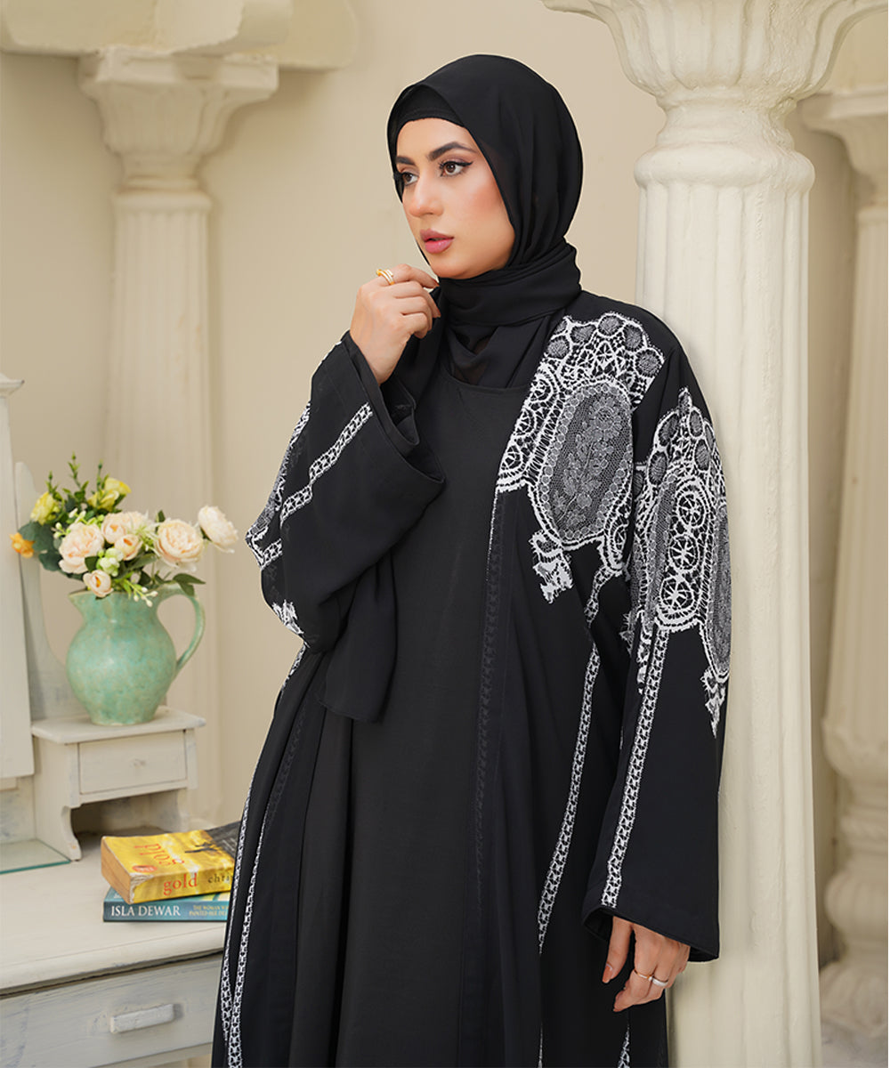 Printed Open Classic Black Base Abaya With Stoller